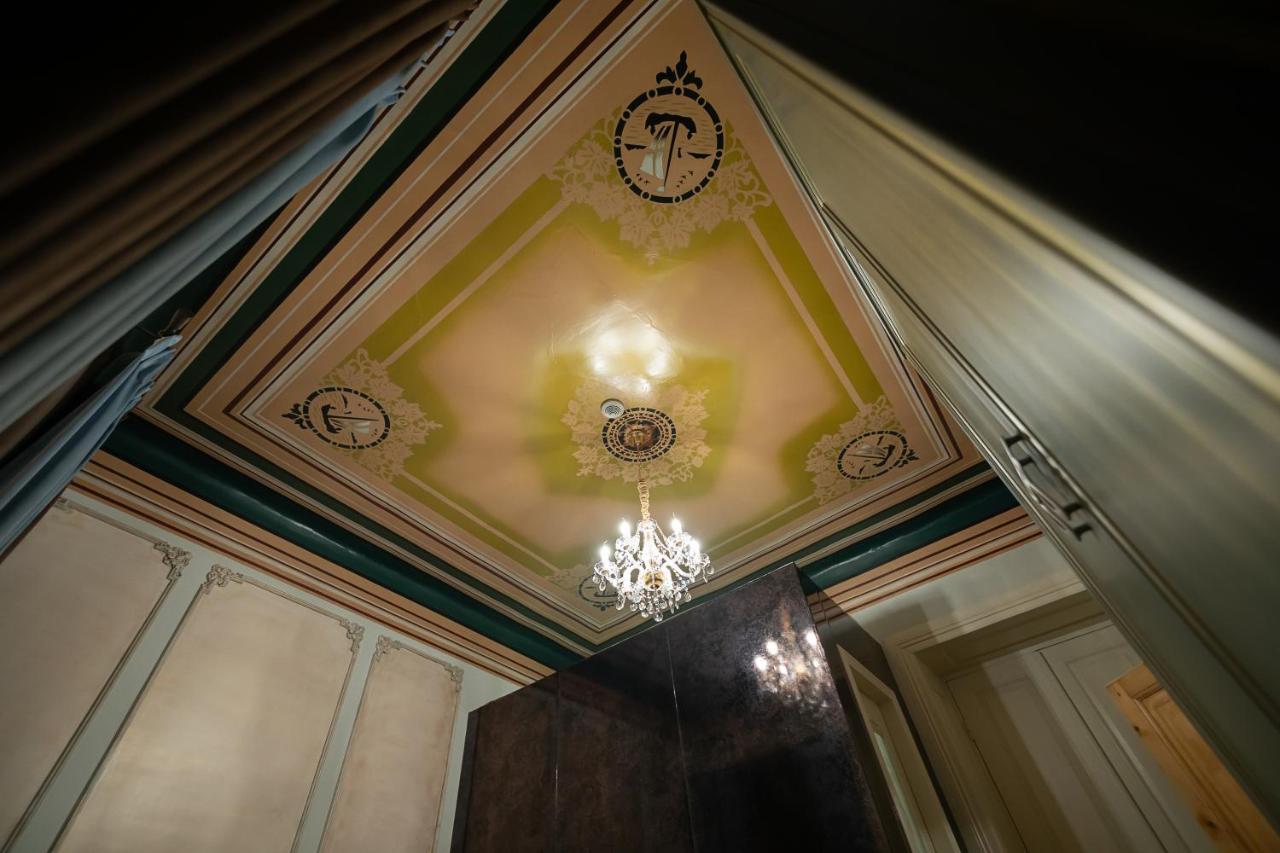 Tresor Art Boutique Hotel Korce Exterior photo