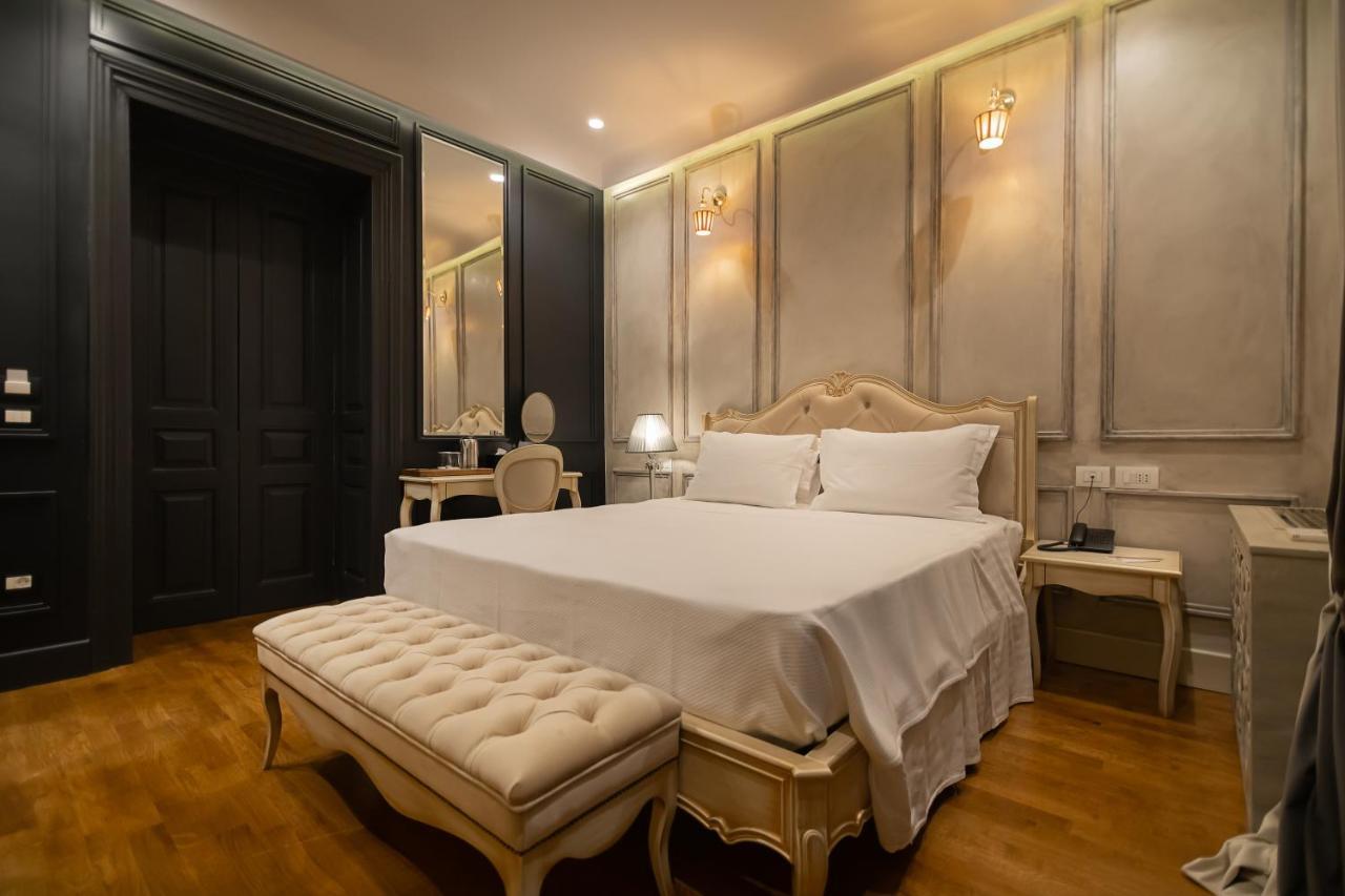 Tresor Art Boutique Hotel Korce Exterior photo